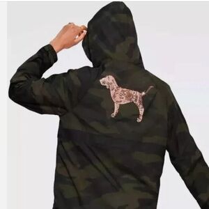 Victoria Secret PINK Camouflage Hooded Windbreaker Pullover (Size M/L)